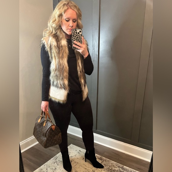 Zara Fur Vest - Picture 2 of 9